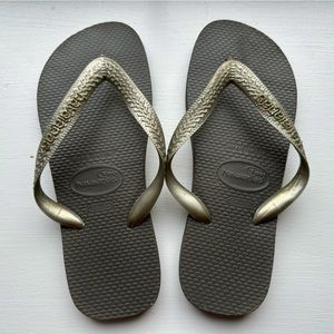 Silver Havaianas Top Tiras Flip Flop